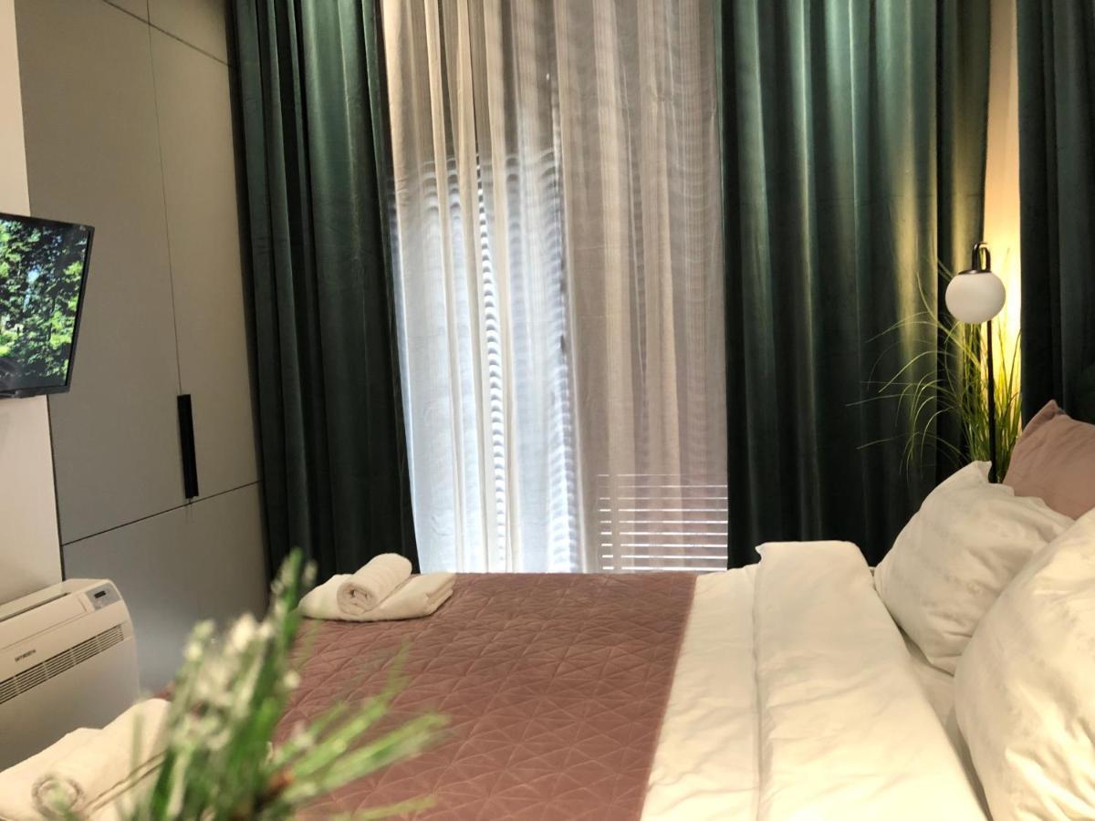 Urban Stay Tirana Deluxe מראה חיצוני תמונה