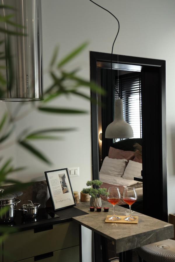 Urban Stay Tirana Deluxe מראה חיצוני תמונה