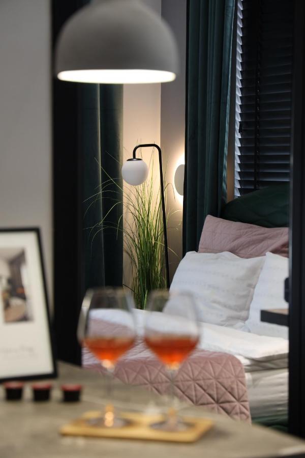 Urban Stay Tirana Deluxe מראה חיצוני תמונה