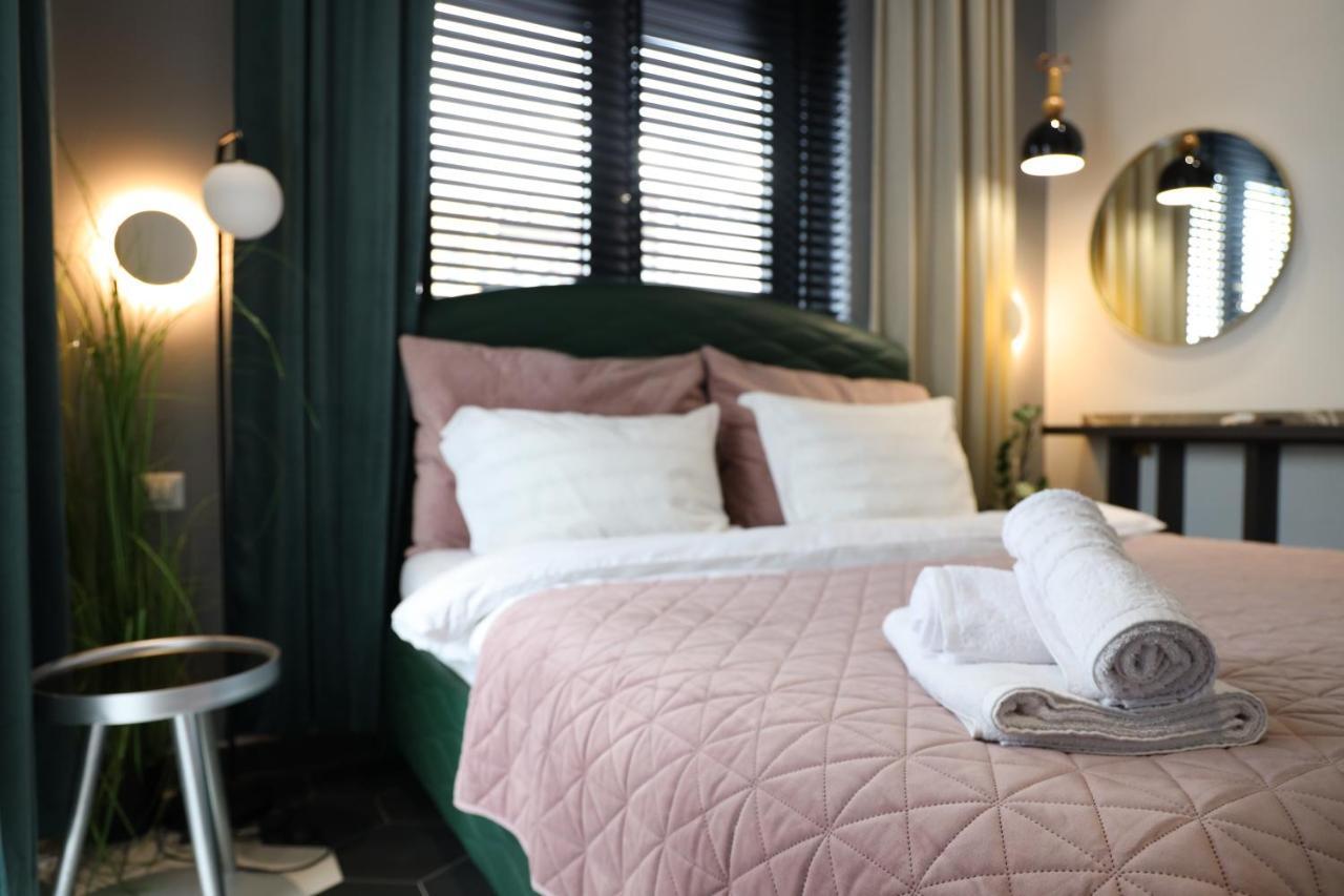 Urban Stay Tirana Deluxe מראה חיצוני תמונה
